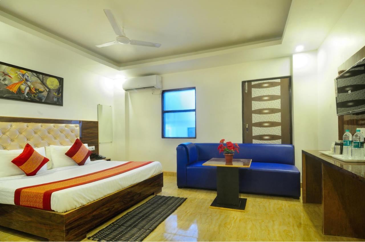 Hotel Noida Delight Exterior foto